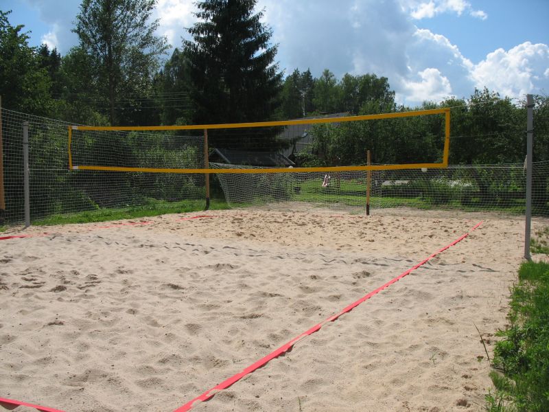 Volejbola- laukums,var spēlēt badmintonu, futbolu u.c.spēles bilde Nr.15
